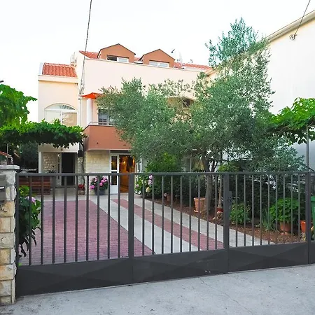 Apartman Domalu